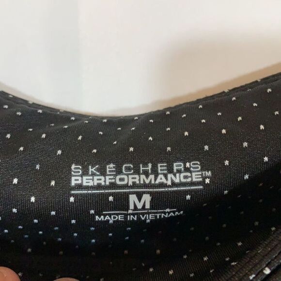 Sketchers Black & White Polkadot Cropped Leggings - Picture 6 of 7